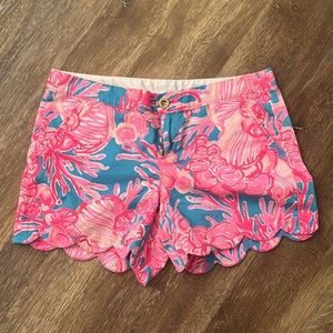 Lily Pulitzer “Buttercup” shorts Size 8